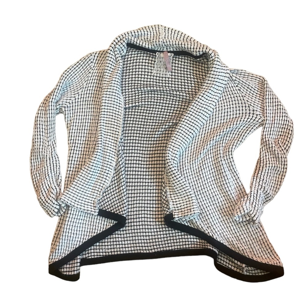 Mauve Anthropologie Open Faced lightweight Black and White Cardigan Size medium